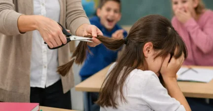 Педагог отрезала школьницы волосы в Узбекистане