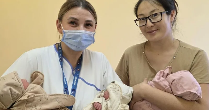 Мать троих сыновей родила сразу трех девочек в Костанайской области