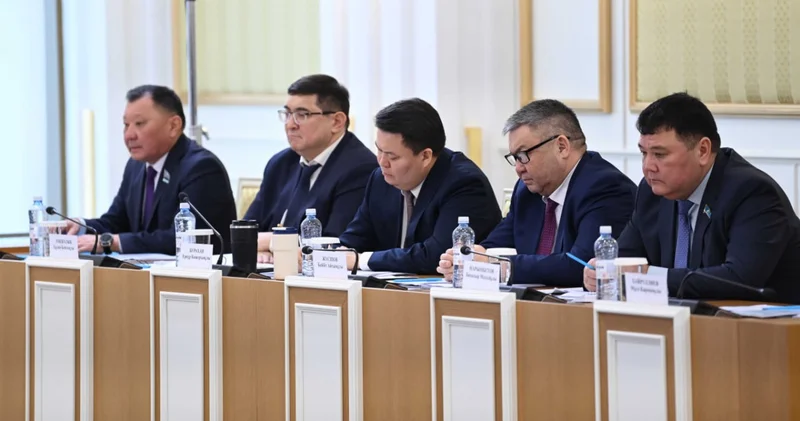 Халық кеңесі Қазақстан халқының мүддесін білдіретін жоғары консультативтік орган