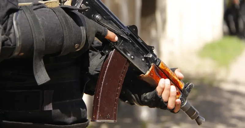 Видео потасовки в Есике: кто стрелял, рассказали в полиции