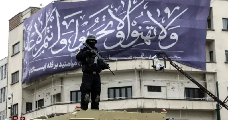 Иран начал вербовать 12 летних детей для службы в армии