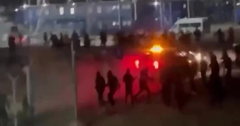 Ресейдегі жаппай төбелес: Қазақстан СІМ қамауға алынғандар туралы хабарлады