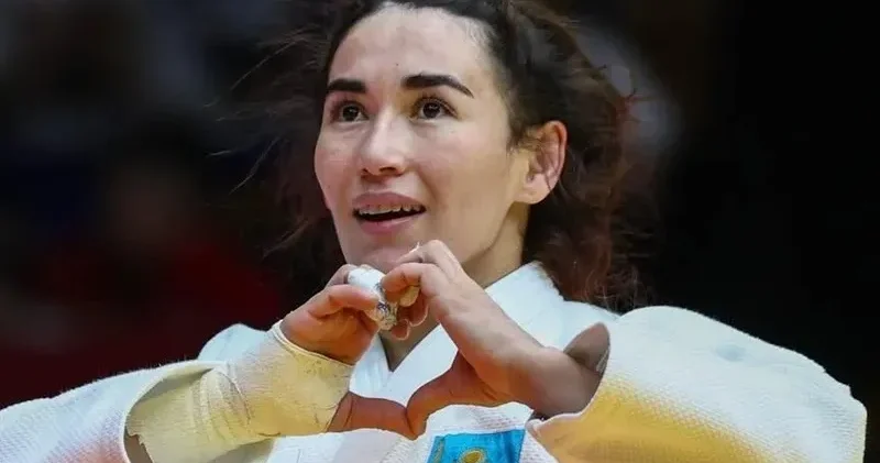 Әбиба Әбужақынова шетелдік келісімшартқа қол қойды