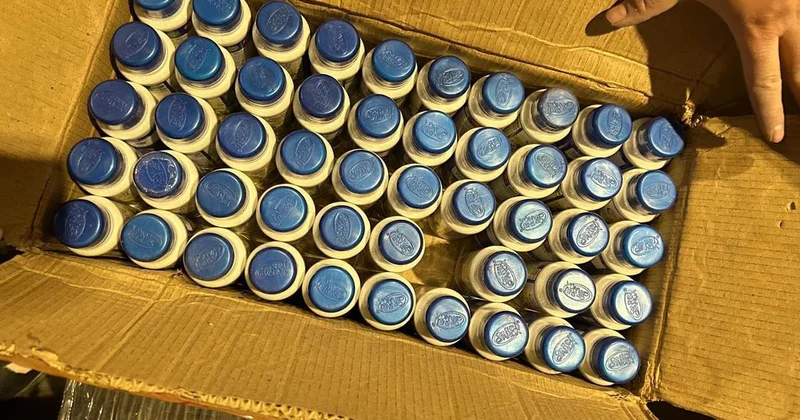 Более тонны лекарств пытались провезти под видом косметики из Индии в Алматы