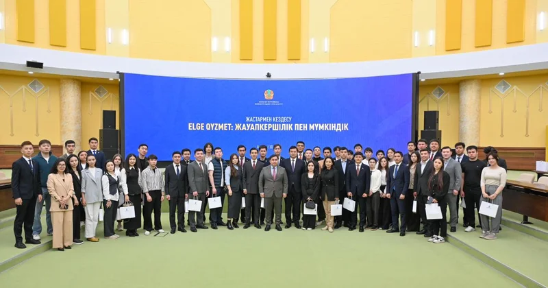 Молодёжь и государственная служба: обсуждены новые возможности для нового поколения