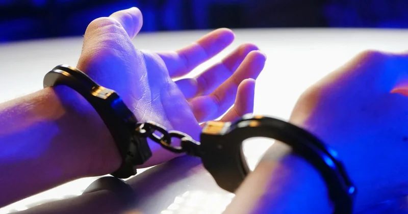 Көлік сатып алушыларды алдап, Ресейге қашқан қазақстандық елге қайтарылды