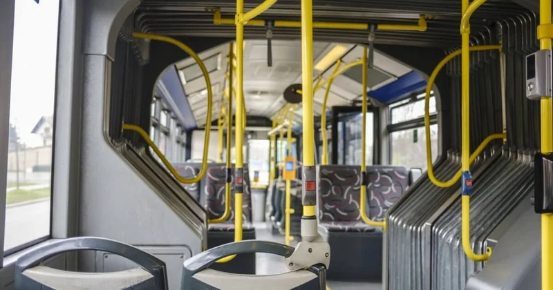 Праздник 1 мая изменит маршруты автобусов в Алматы