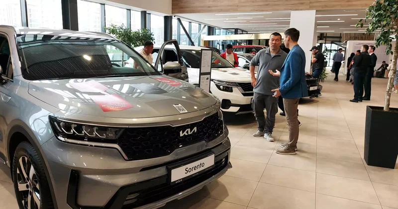 Шетелдік көлік сатамын деп адамдарды алдаған күдікті Ресейден экстрадицияланды