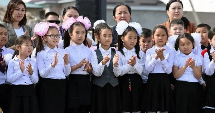 Қырғызстанда мектеп формасына қатысты шешім қабылданды