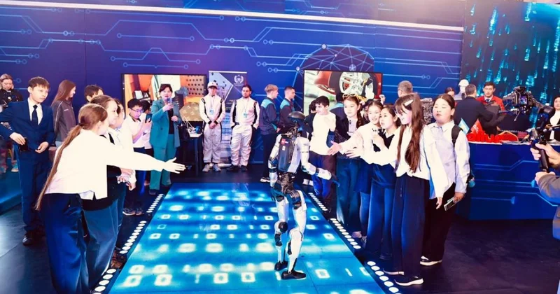 Роботы, ИИ и 10 тысяч гостей: как прошел фестиваль технологий в Костанае