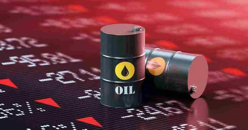 Brent мұнайы 122 долларға жетті: бағаға геосаяси факторлар әсер етуде