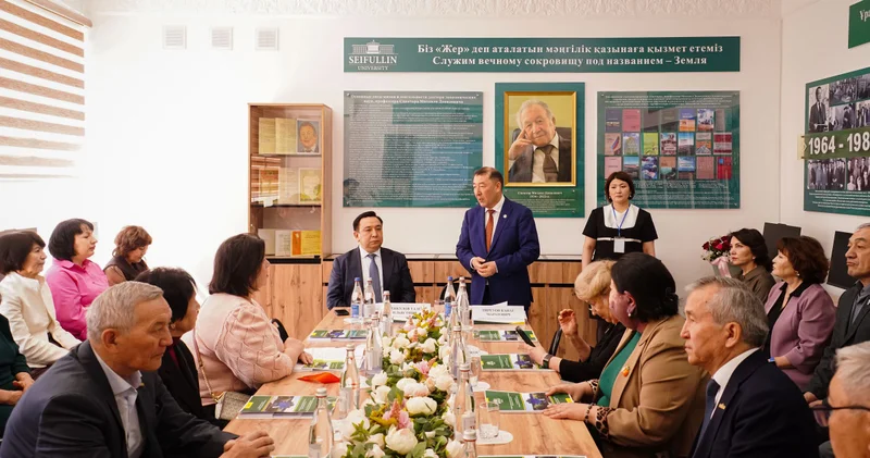 Астанада профессор Михаил Давидович Спектор атындағы аудитория ашылды