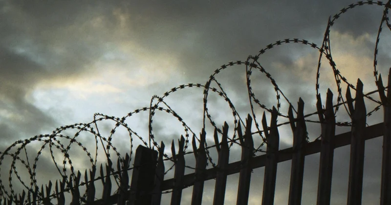 Атырау колониясында сотталған адам көз жұмды: Мекеменің 12 қызметкері жазаланды