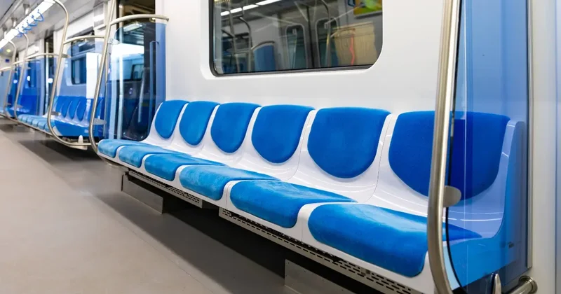 Качество поездов метро Алматы вызвало вопросы у сенатора