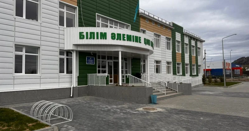 Партийный контроль ускорил строительство школы и спорткомплекса в Карагандинской области