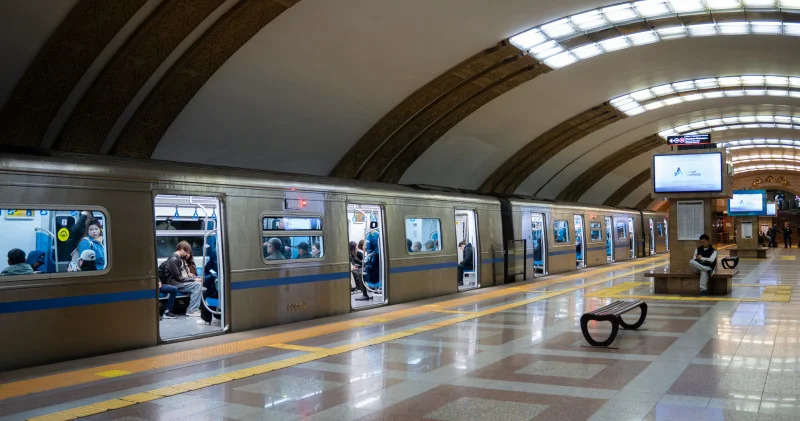 Депутат Төтенше жағдайдан кейін Алматы метросын тексеруді талап етті