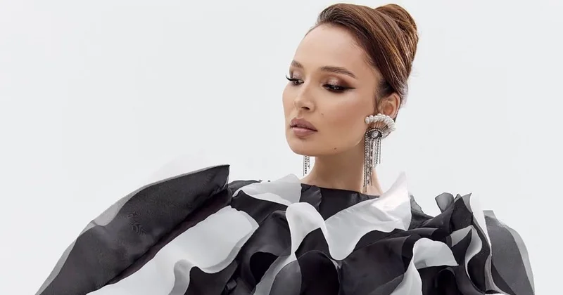 Она пятерых родила?! : жена Кайрата Нуртаса прошлась по подиуму в изысканном наряде