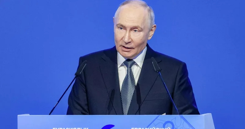 Путин: Ресей Украина бойынша келіссөзден ешқашан бас тартқан емес