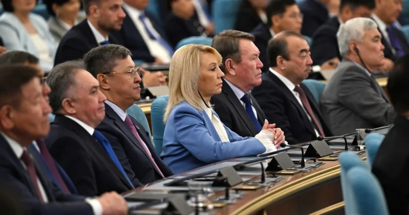Ұлт Заңымен қатар, мемлекеттік билік жүйесі де түбегейлі жаңа сипатқа ие болады Президент