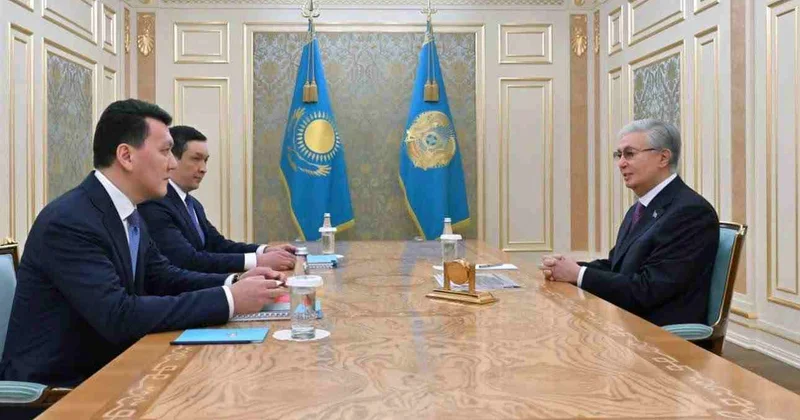 Ерлан Қарин: Әр азаматқа елге қызмет етуден асқан бақыт жоқ