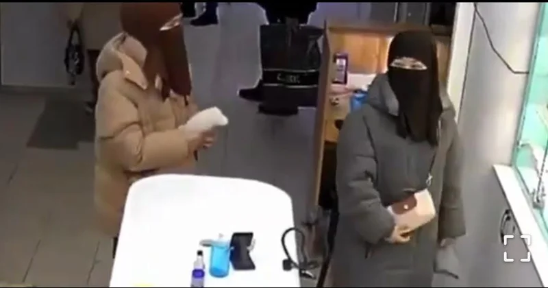 Ақтөбеде никаб киіп, ұялы телефон ұрлаған әйелдер ұсталды