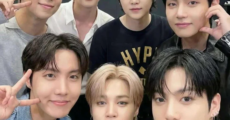 BTS отказались от участия в Grammy