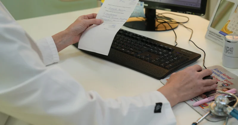 Дәрігерлерді бюрократиядан босатқысы келеді Қазақстанда заң шығарылмақ