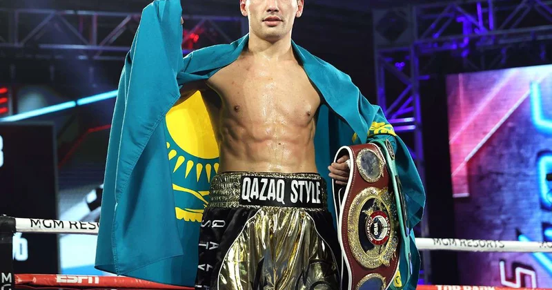 Анонсировали битву Жанибека Алимханулы за три титула