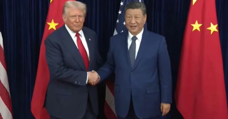 АҚШ президенті Дональд Трамп Си Цзиньпинмен кездесті