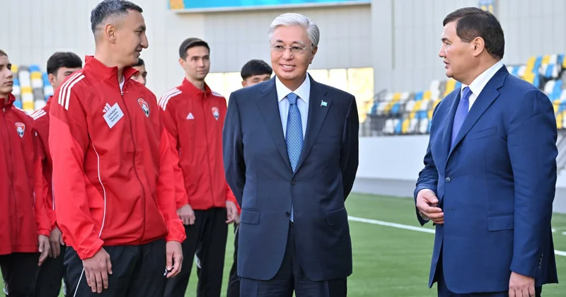 Президент пообщался с игроками футбольного клуба Қайсар