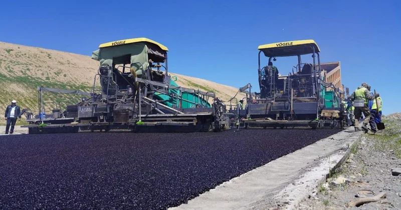 ҚазАвтожол он мердігер компанияны қара тізімге енгізді