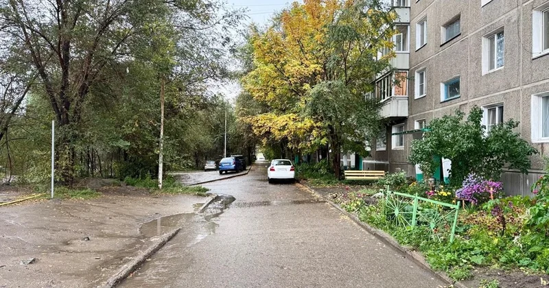 Өскемендегі ықшамаудан халқы мектеп салынуын сарыла күтіп жүр