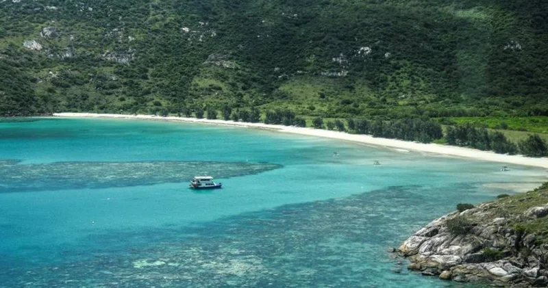 Круиз кезінде 80 жастағы әйел аралда қалып қойған