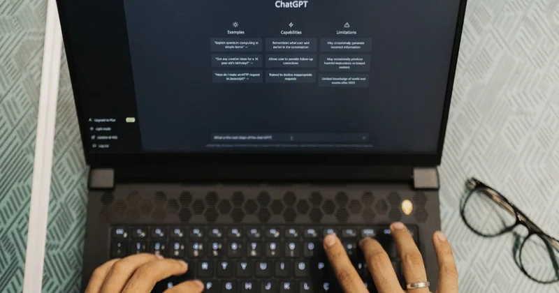 Заявление Флавио Болсонару о победе объяснили ошибкой ChatGPT