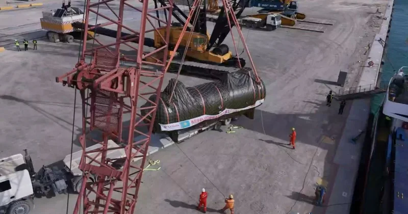 Жаңаөзендегі газ өңдеу зауытына Қытайдан алғашқы жабдықтар жеткізілді