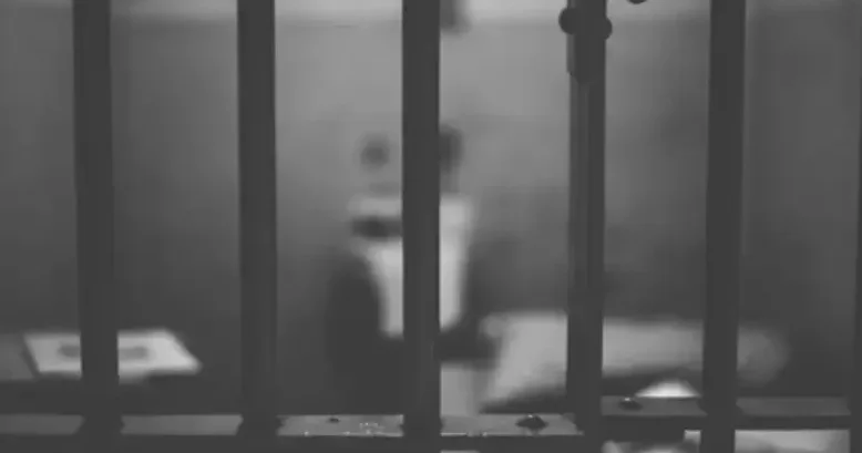 Астанада есірткі дүкендерін ұйымдастырғандар 17 жылға дейін бас бостандығынан айырылды
