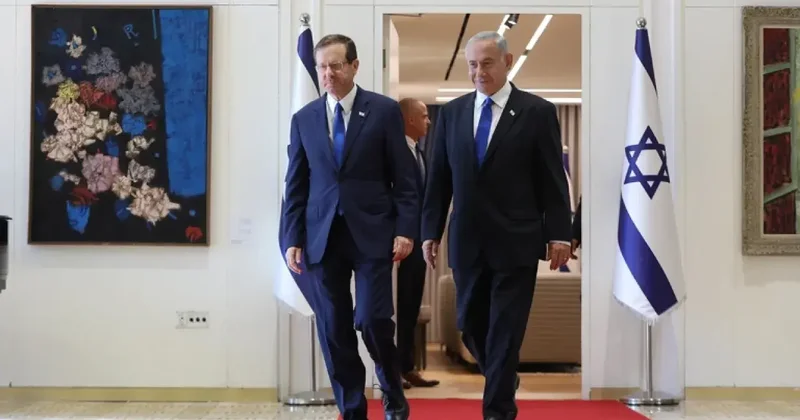 "Отвлекает от управления государством". Нетаньяху попросил президента Израиля помиловать его по делу о коррупции