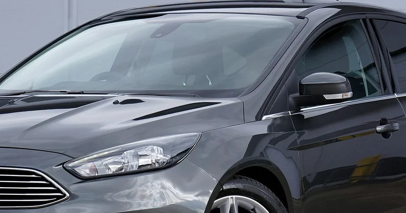 Акмолинка взяла кредиты, заняла в долг и перевела 18 млн тенге за авто, но ничего не получила