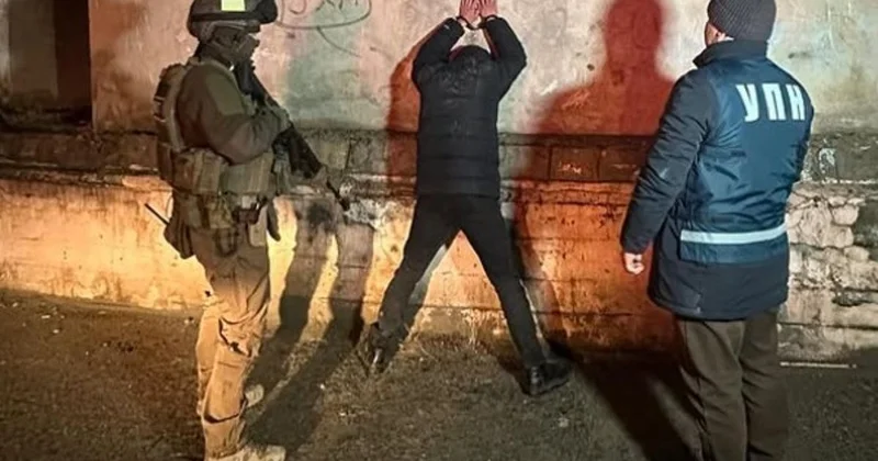 Хотели скрыться на авто и пешком: силовики устроили погоню за получившими посылку в Актау