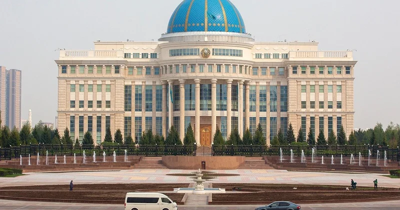 Президент Казахстана за год провел 252 часа в самолете итоги года в цифрах