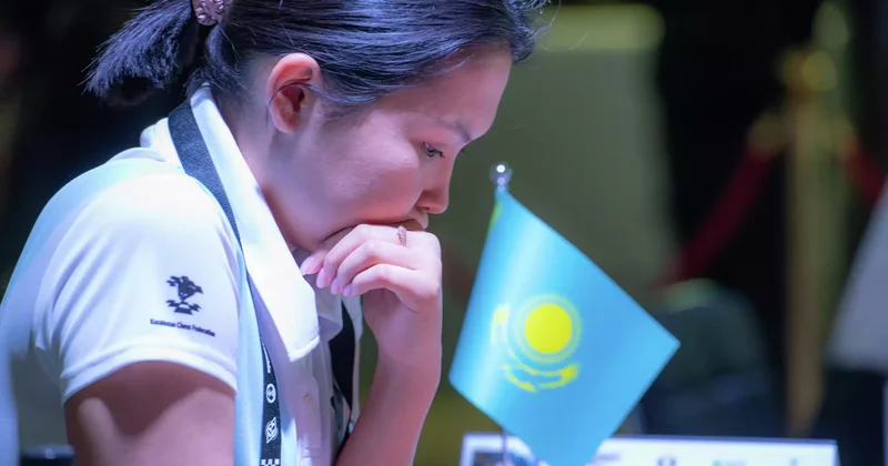 Тоқаев Бибісара Асаубаеваны әлем чемпионатындағы жеңісімен құттықтады