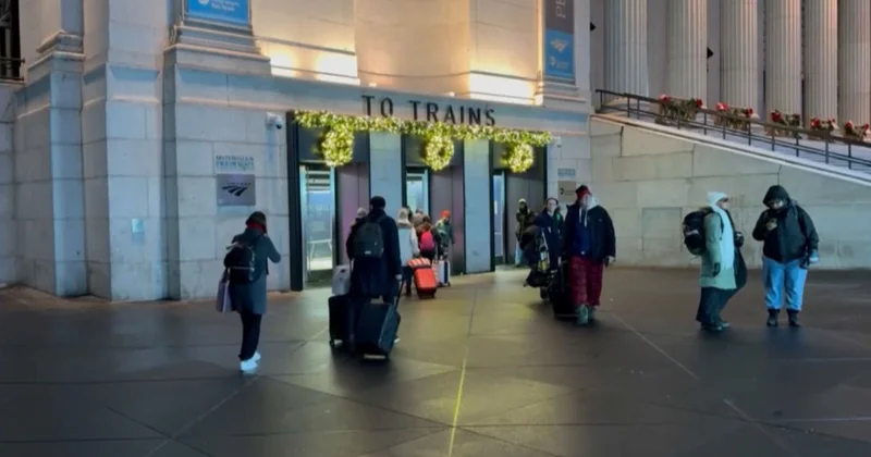 АҚШ та 10 мың әуе рейсі кешіктірілді