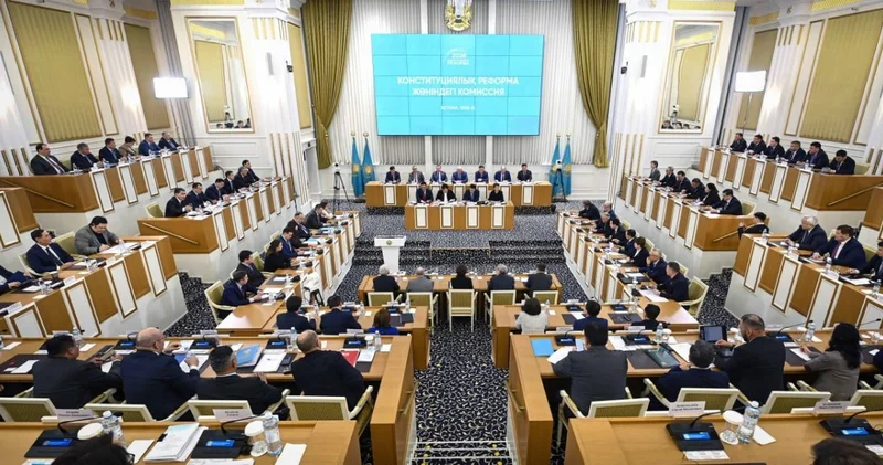 От инициатив граждан до экспертов: как создавался проект новой Конституции РК