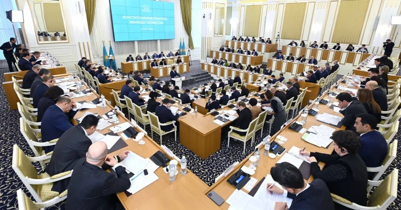 Депутат объяснил, зачем Казахстану обновлённая Конституция