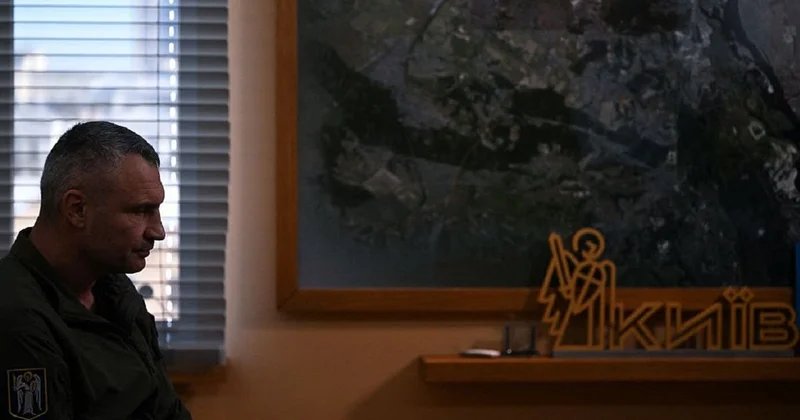 В Киеве остановилось метро (видео)