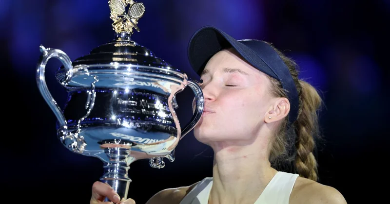 Елена Рыбакина поблагодарила Казахстан после исторической победы на Australian Open