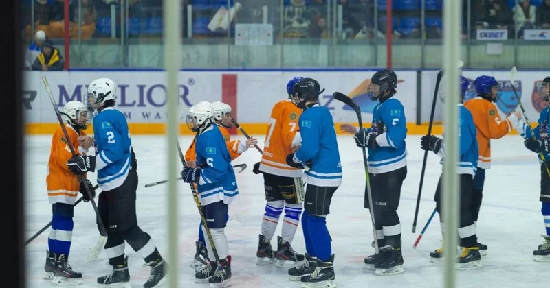 Лед, характер и командный дух: в Усть Каменогорске прошел Зимний спорт фест