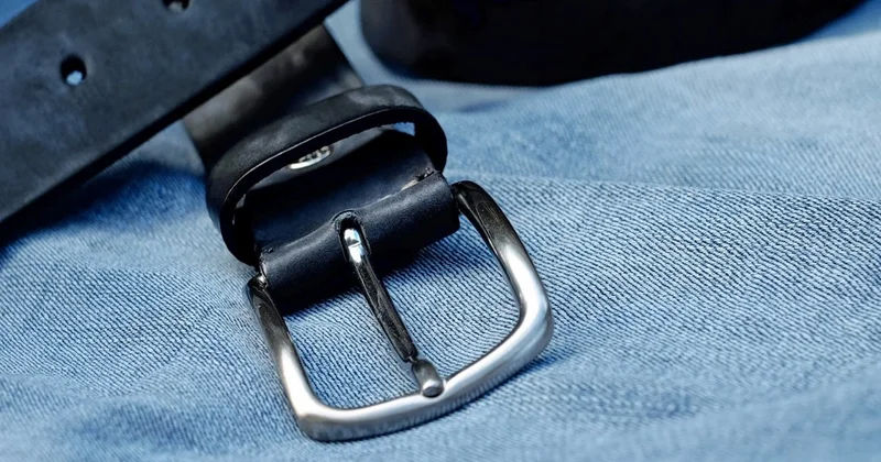 Репетитор задушил ремнем свою ученицу в Индии