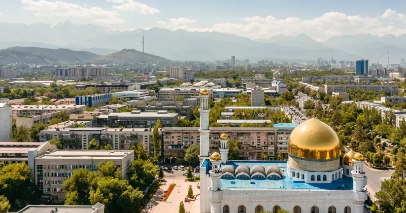 Жол үстінде намаз оқуға бола ма? Алматы орталық мешітінің жауабы