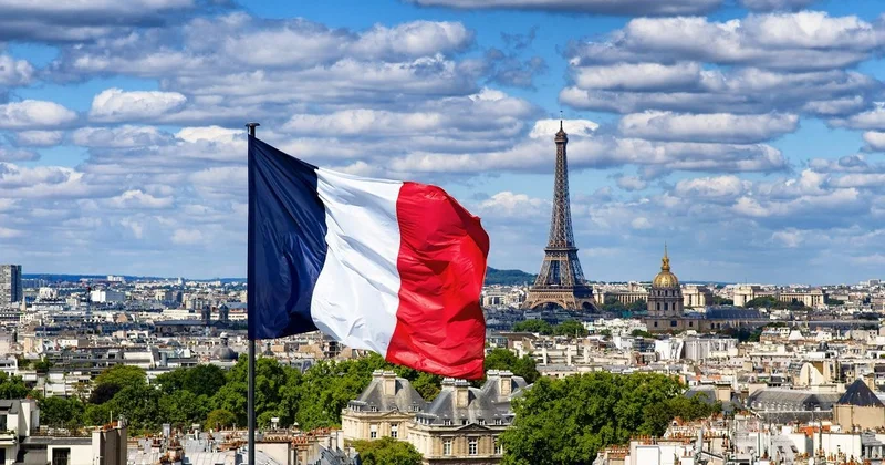 Во Франции заявили о подготовке к войне с Россией